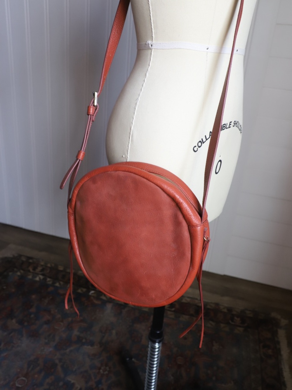 Hobo Moon suede/leather crossbody - Picture 2 of 6